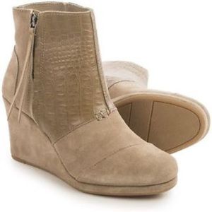 Tom’s Desert Wedge High Platform Bootie